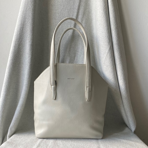 Matt & Nat white satchel - Picture 1 of 6